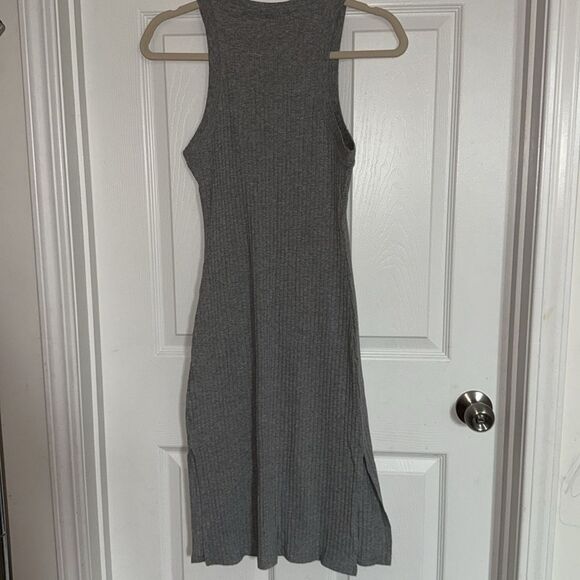Women’s size M Gray Sleeveless soft Ribbed bodycon Dress with slits NWOT - Picture 7 of 7